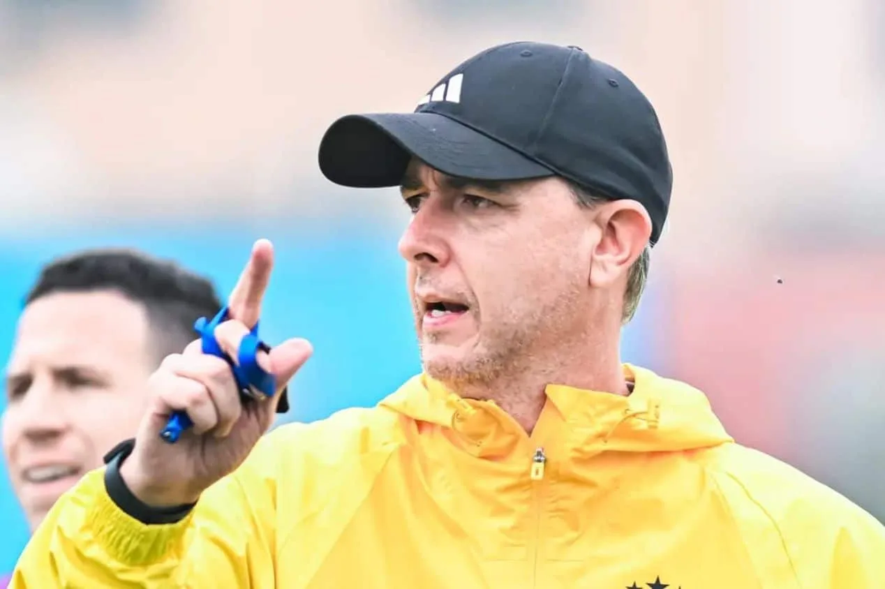 PVC revela bastidores de nova troca de técnico do Botafogo: “Responsabilidade atribuída aos jogadores”