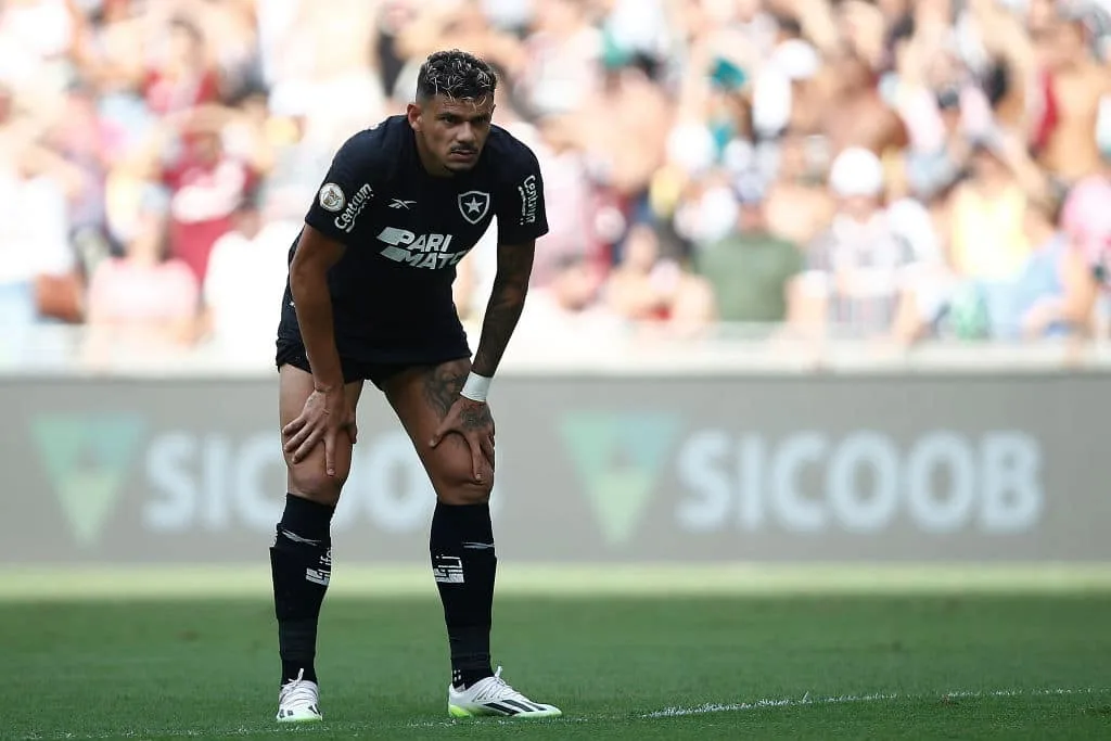 Queda de rendimento do Botafogo no Brasileirão tem Tiquinho Soares ‘discreto’