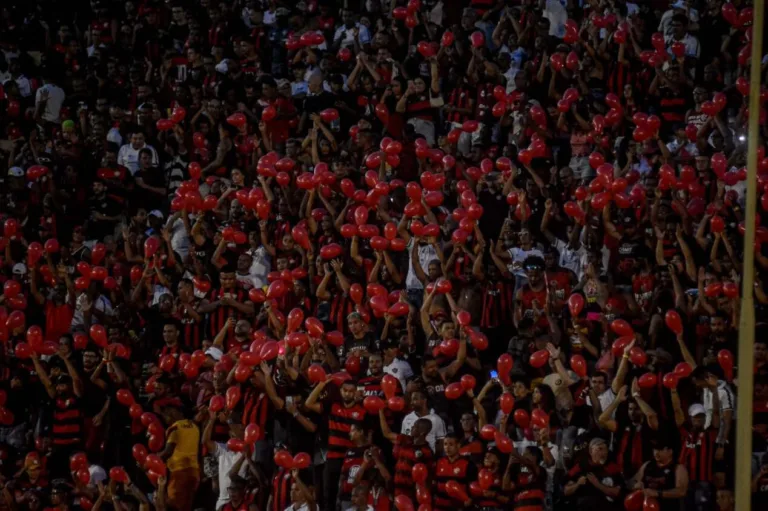 Time da Série B é o líder em ocupação de estádio no último mês; confira a lista
