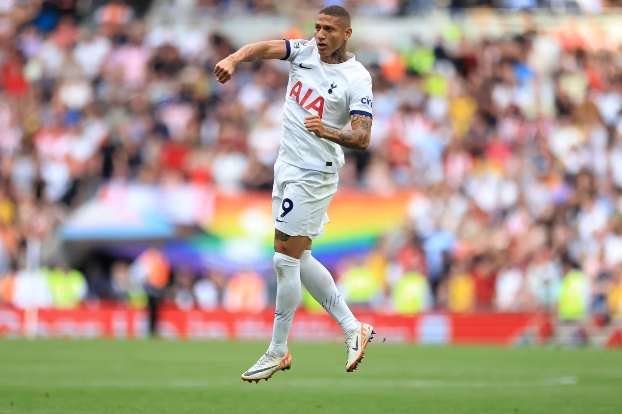 Tottenham projeta retorno de Richarlison ainda na temporada 2023