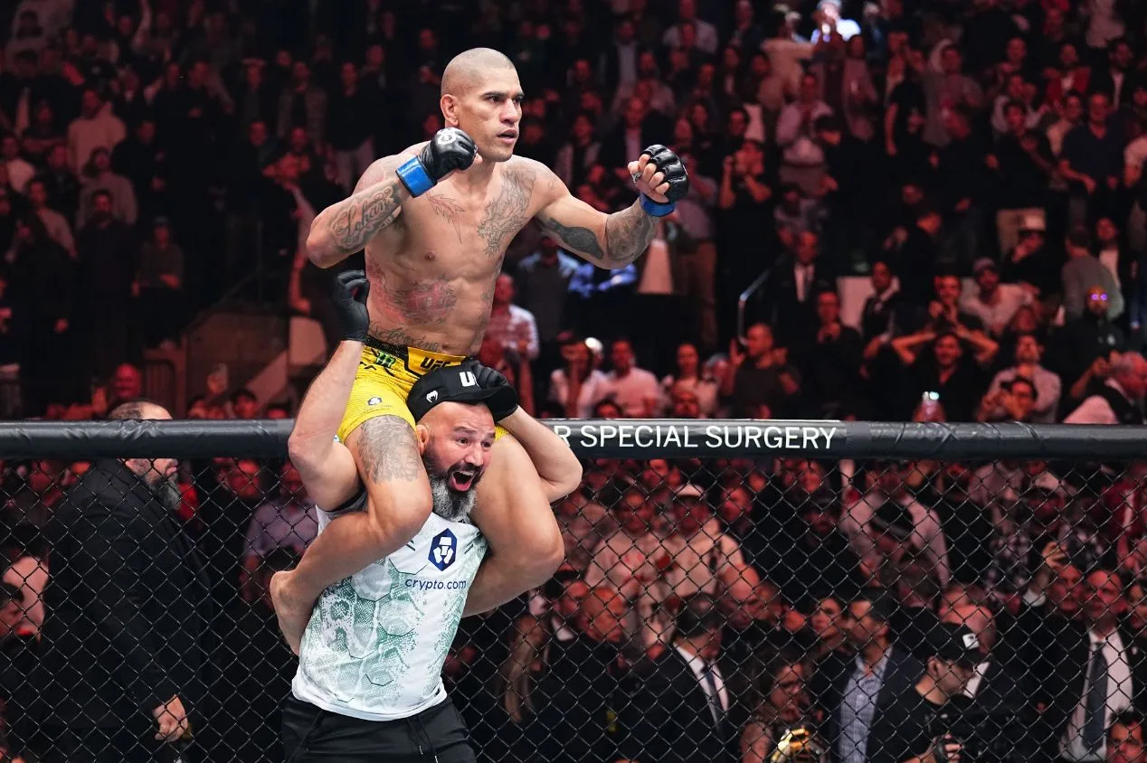 Veja os possíveis adversários de Alex Poatan pelo título meio-pesado do UFC