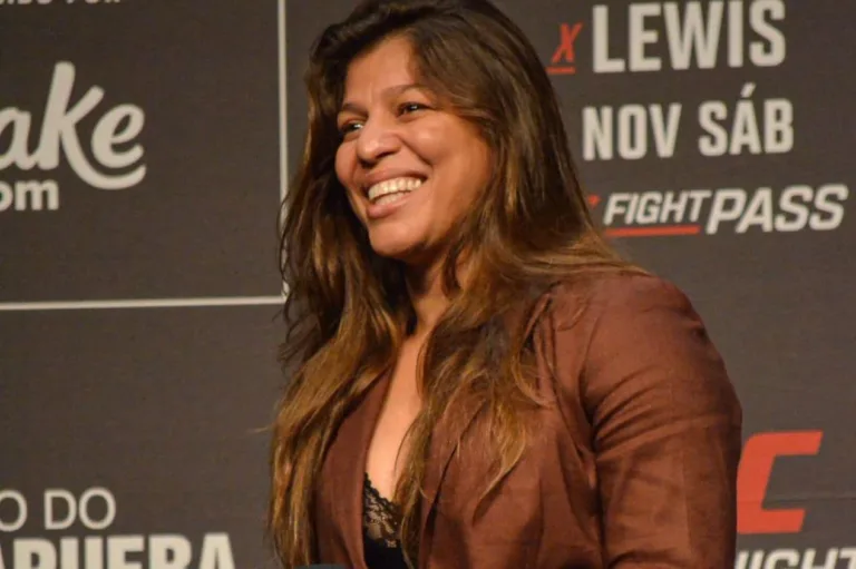 Mayra Sheetara explica ‘sumiço’ do ranking peso-galo do UFC