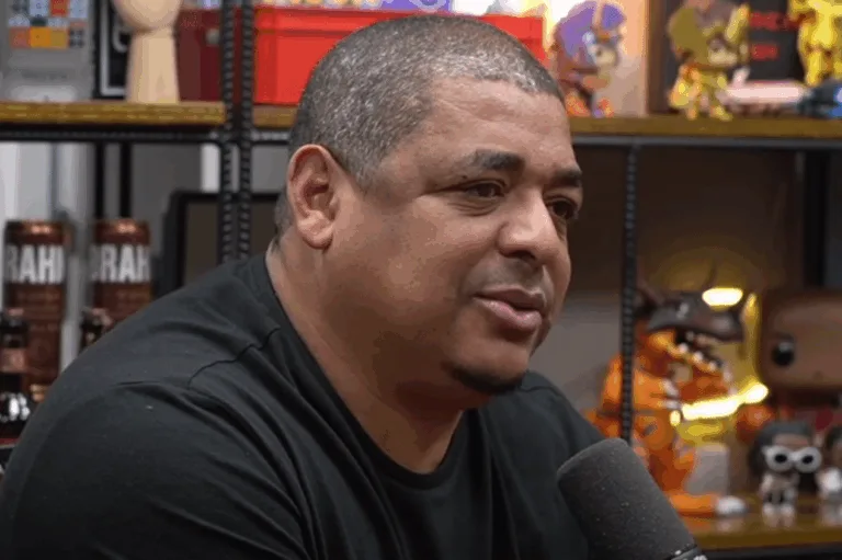 Vampeta deixa recado após versão de Marcelinho Carioca sobre sequestro: “Tá tão bonzinho“