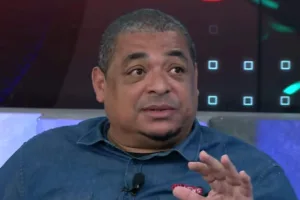 Vampeta abandona o Botafogo e “decreta” campeão do Brasileirão: “Não aguento mais”