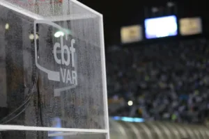 Brasileirão: veja os clubes mais “favorecidos” e “prejudicados” pelo VAR após a 33ª rodada