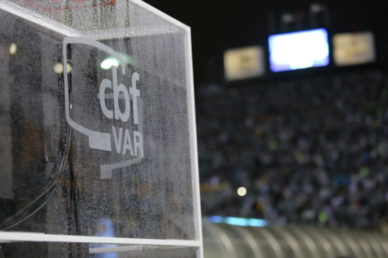 Brasileirão: veja os clubes mais “favorecidos” e “prejudicados” pelo VAR após a 33ª rodada