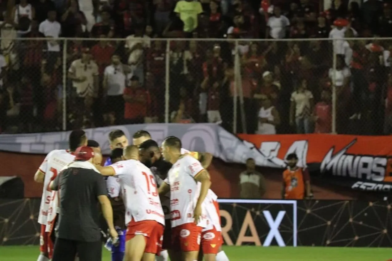 Vila Nova x Londrina: onde assistir ao jogo do Brasileirão Série B
