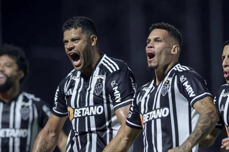 Hulk e Paulinho somam 12 dos 15 gols do Atlético-MG na Arena MRV