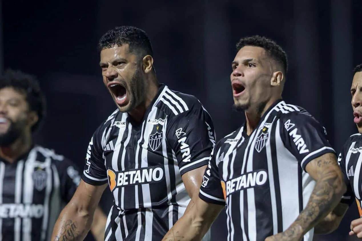 Hulk e Paulinho somam 12 dos 15 gols do Atlético-MG na Arena MRV