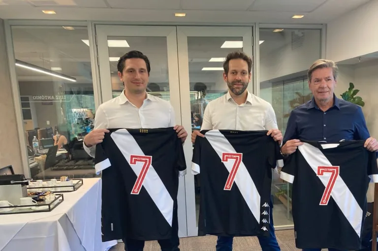 Veja a campanha dos clubes da 777 Partners, dona da SAF do Vasco