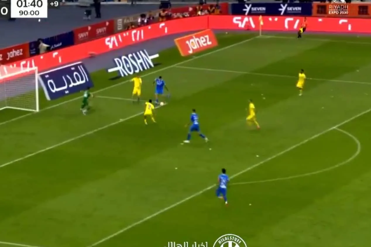 Mitrovic faz mais um e aumenta vantagem do Al-Hilal no clássico contra o Al-Nassr para 3 a 0