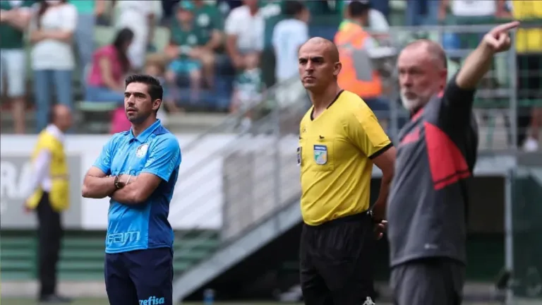 Abel Ferreira e mais: veja a situação dos técnicos no mercado da bola após o fim do Brasileirão