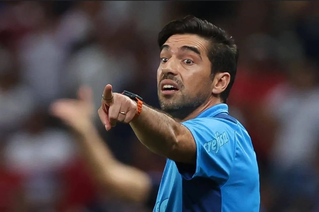 Bruno Vicari sugere centroavante para Abel recuperar no Palmeiras: “É batalhador”