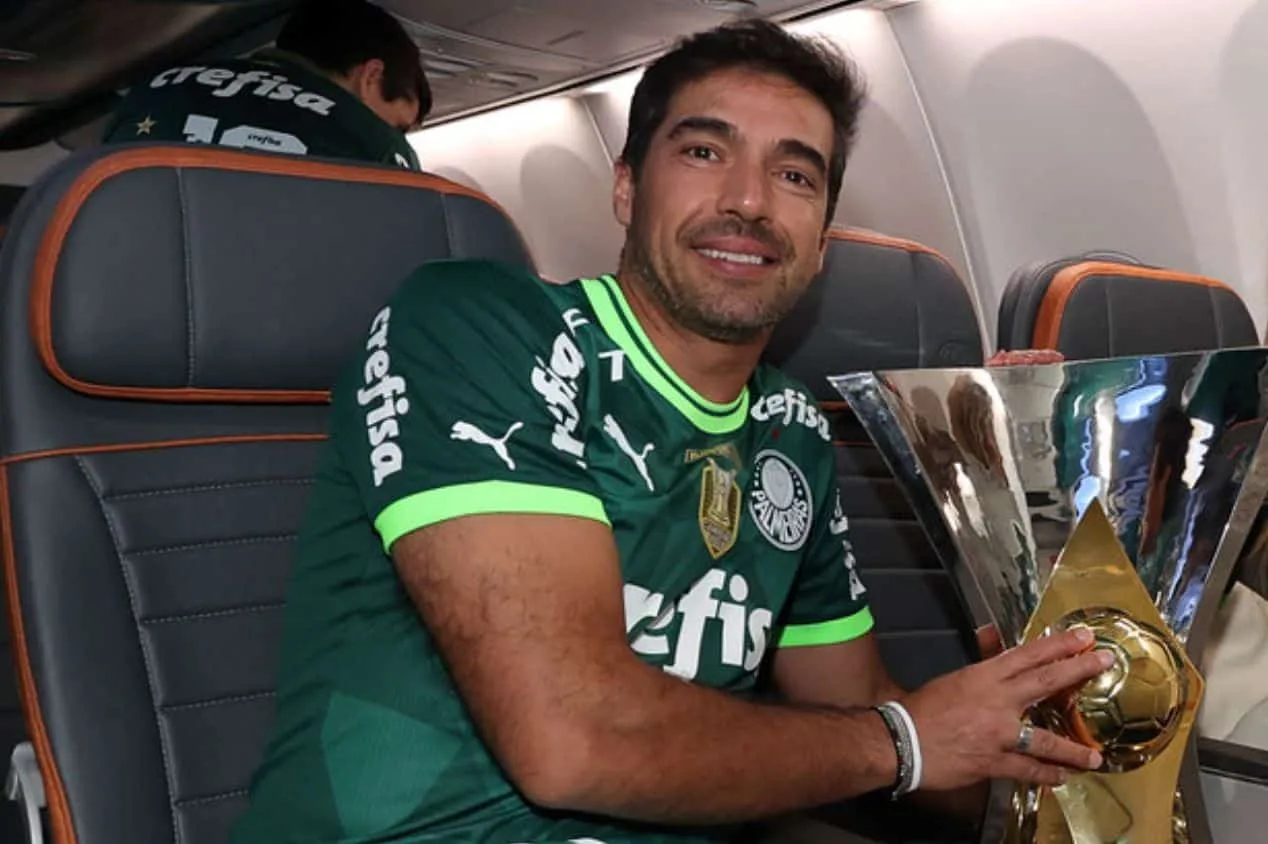 Abel exalta remontada do Palmeiras e aponta três clubes que “não foram capazes” de vencer o Brasileirão 