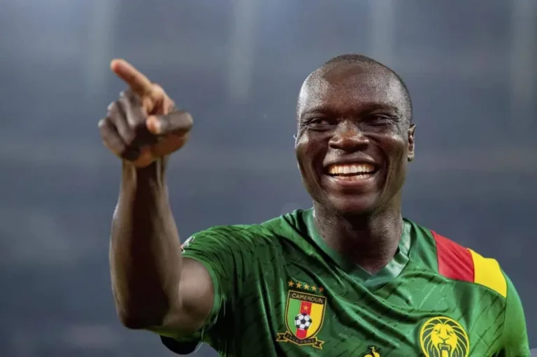 Grêmio escolhe substituto de Suárez e mira carrasco do Brasil na Copa do Mundo