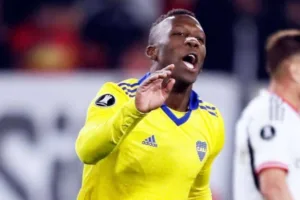Mercado da bola: Santos tem interesse na contratação de jogador do Boca Juniors