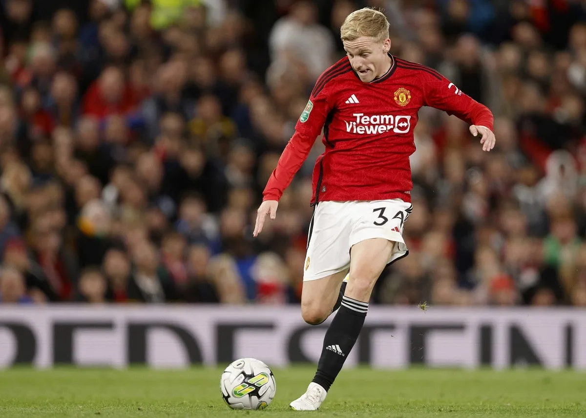 Mercado da bola: Eintracht Frankfurt chega a um acordo com meia do Manchester United