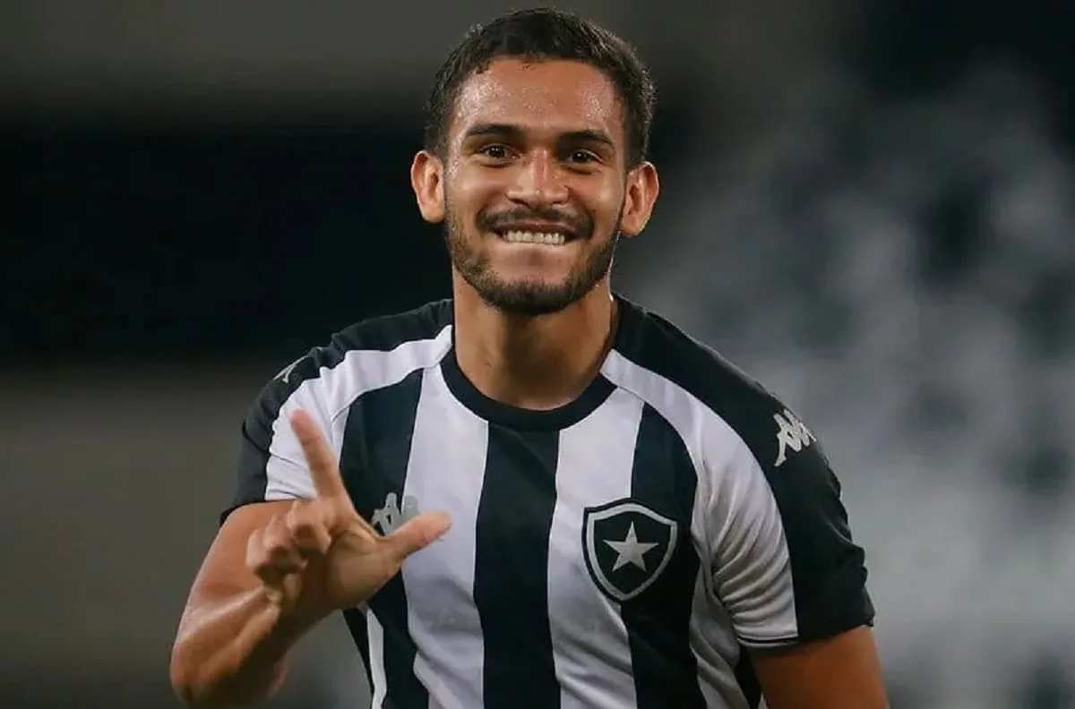 Mercado da bola: Remo mira meia ex-Botafogo