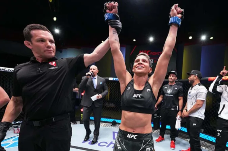 Amanda Lemos é escalada para encarar ‘pedreira’ no UFC 298