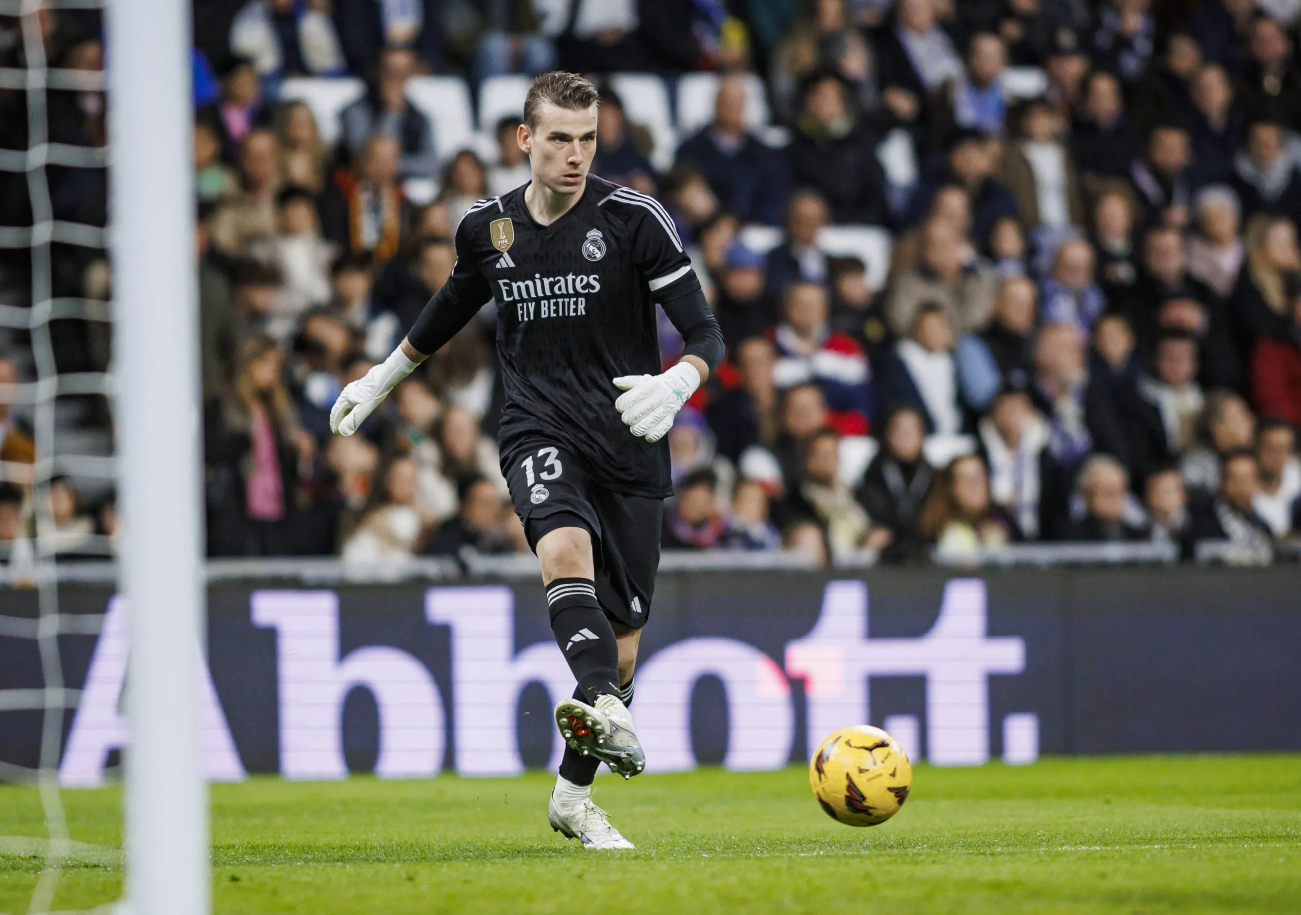 Real Madrid: Ancelotti não mudou de ideia sobre goleiro reserva ucraniano