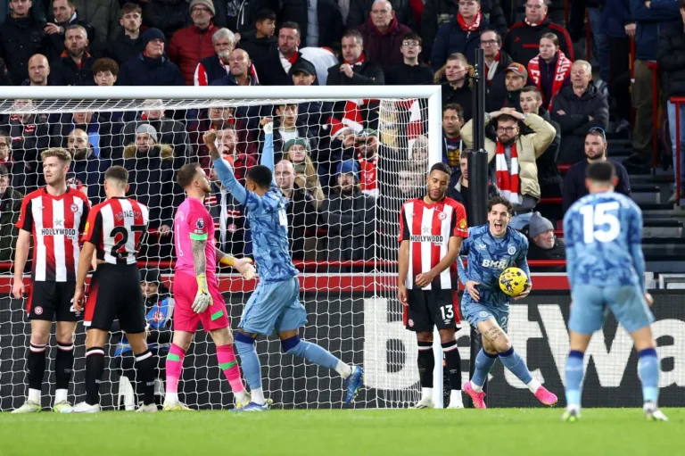 Aston Villa busca a virada contra o Brentford na Premier League