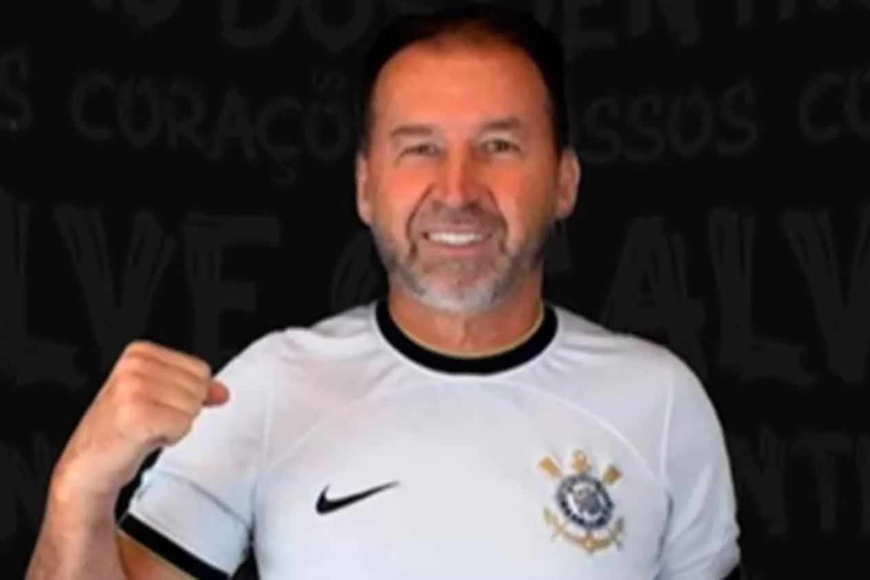 Corinthians pretende anunciar reforços na posse de Augusto Melo