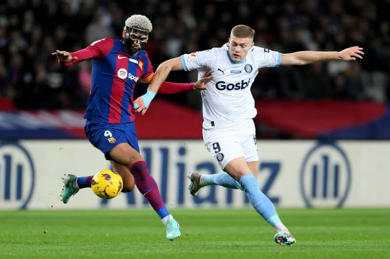 Girona vence Barcelona, passa Real Madrid e reassume liderança da LaLiga 