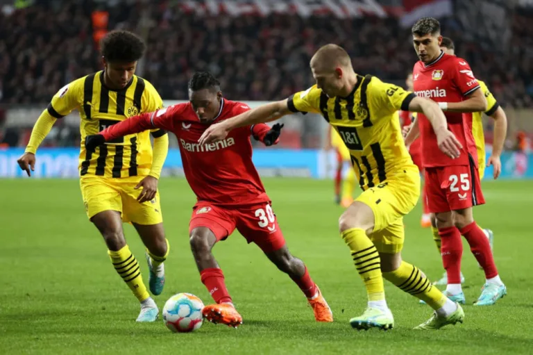 Bundesliga: Borussia Dortmund visita o líder Bayer Leverkusen; saiba onde assistir ao vivo