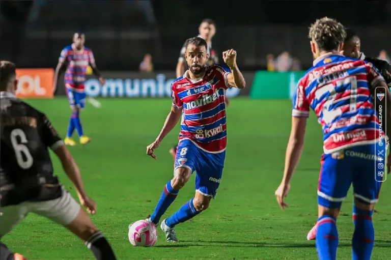 Presidente do Fortaleza nega ter recebido oferta do Palmeiras por Caio Alexandre