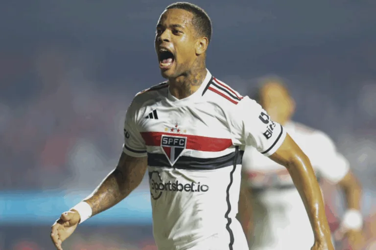 Alvo do Palmeiras, Caio Paulista ‘comemorou’ eliminação para o Boca; relembre