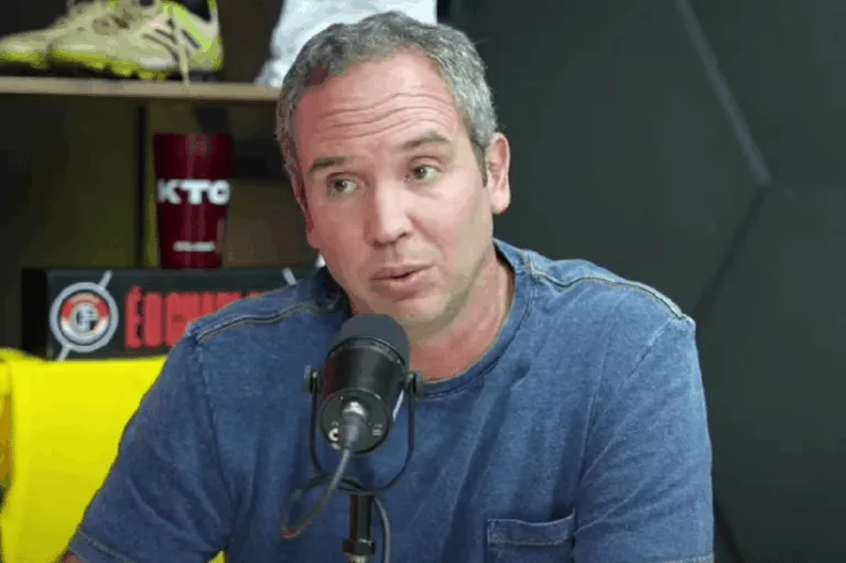 Caio Ribeiro não fica em cima do muro e elege melhor técnico no Brasil