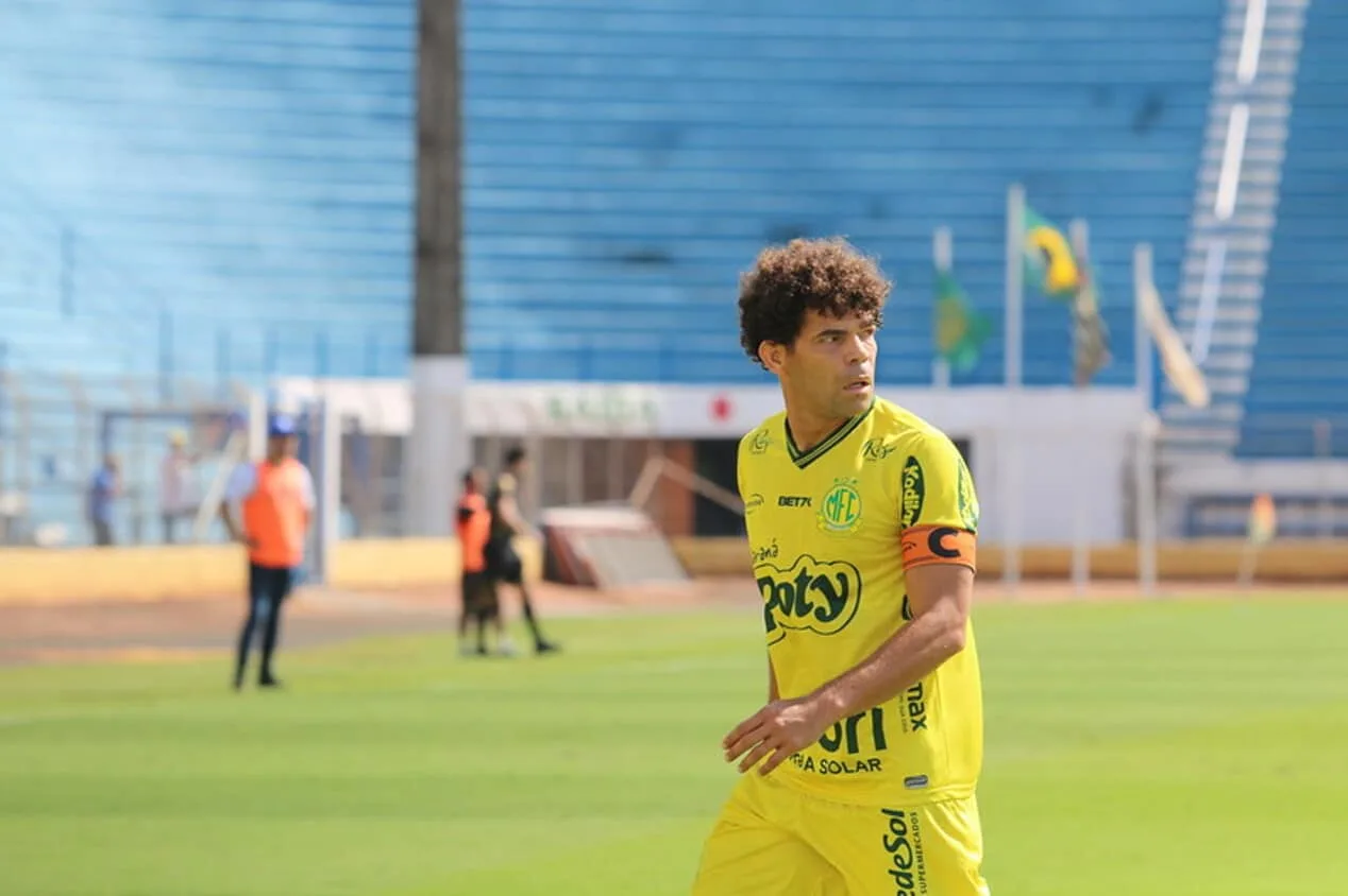 Mercado da bola: Remo oficializa contratações de Camilo e lateral-direito