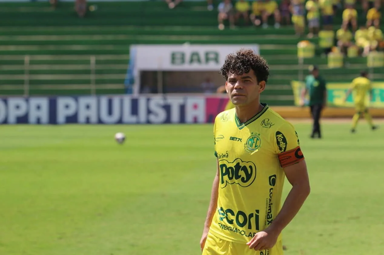 Após deixar o Mirassol, o meio-campista Camilo, 37 anos, foi contratado pelo Clube do Remo