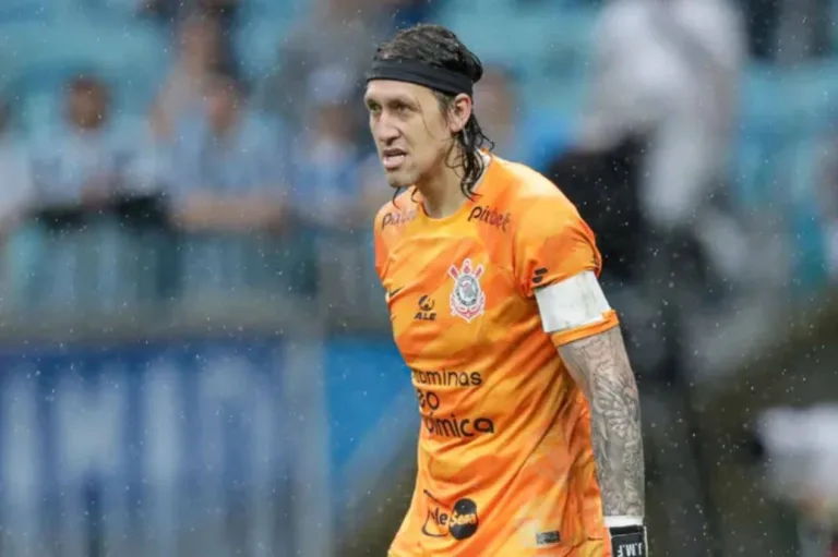 Presidente do Corinthians abre o jogo após declaração de Cássio sobre permanência