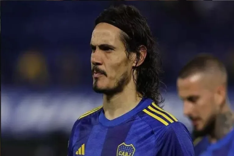 Cavani para substituir Suárez no Grêmio? Entenda essa história