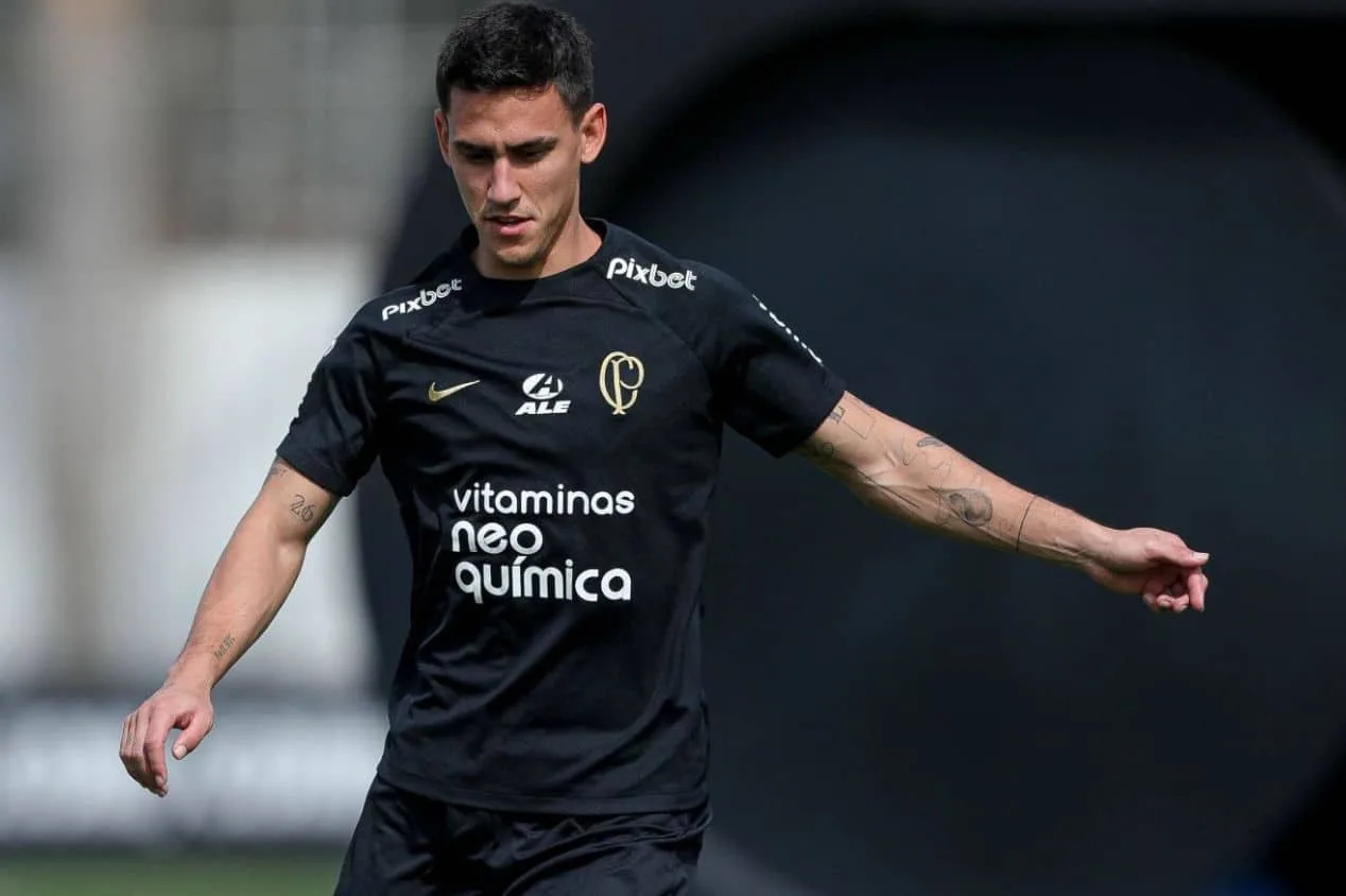 Ainda tem vaga? Veja a lista de jogadores estrangeiros no Corinthians para 2024