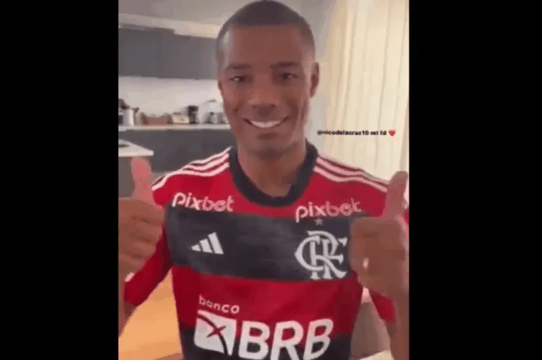 De La Cruz manda recado para torcedores do Flamengo; assista