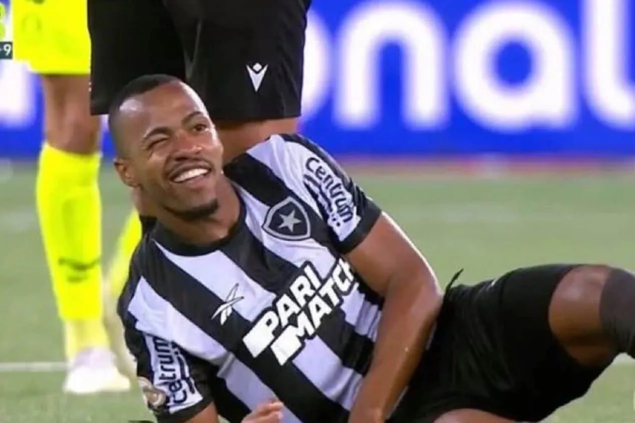 Torcedores do Palmeiras ironizam post de Ano Novo do Botafogo: “Excelente virada”