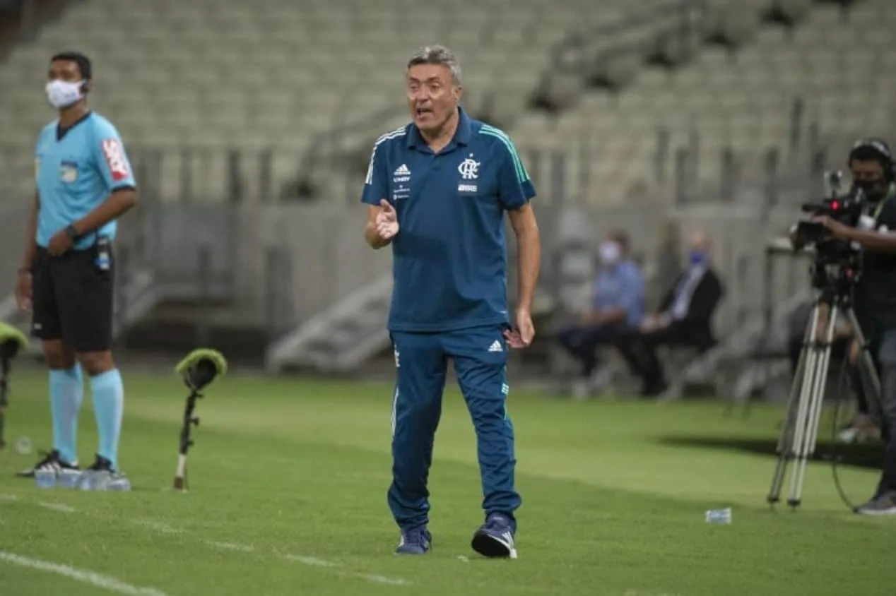 Clube do Brasileirão Série A tem interesse no técnico Domènec Torrent, ex-Flamengo