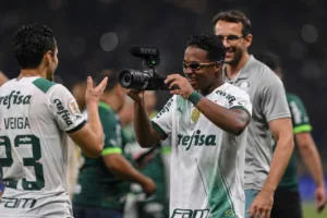 Endrick ‘muda de patamar’ um ano após Palmeiras confirmar a venda para o Real Madrid