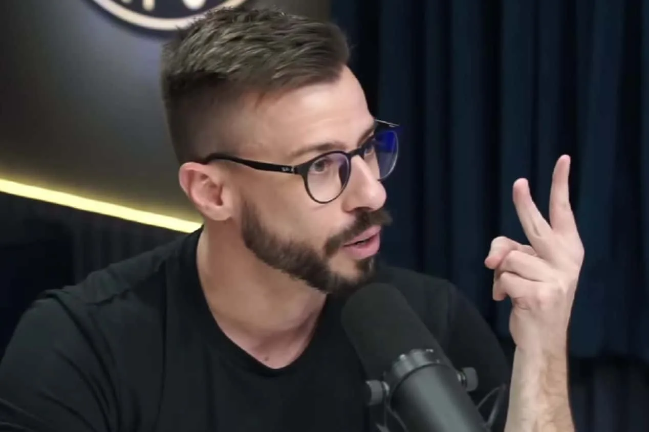 Facincani revela dois jogadores que o Palmeiras pode contratar após venda de Artur