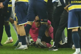 Fifa repudia agressões a árbitro na Turquia