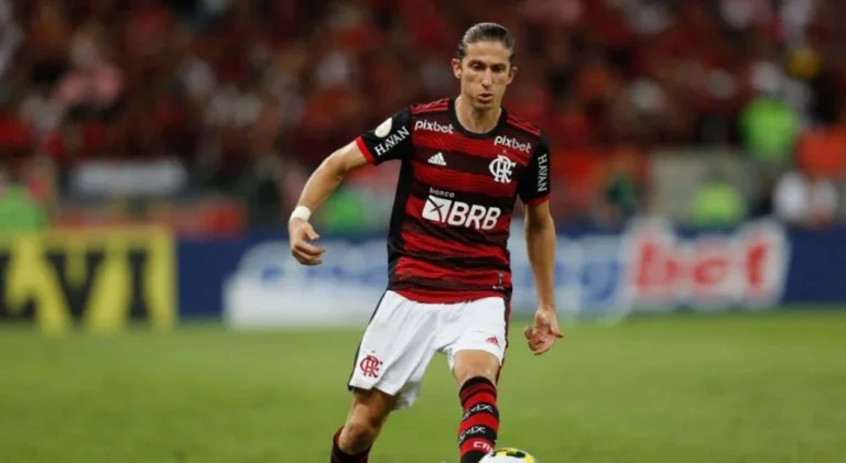 Junior exalta Filipe Luís antes de despedida no Flamengo: “Obrigado por tantas coisas maravilhosas”