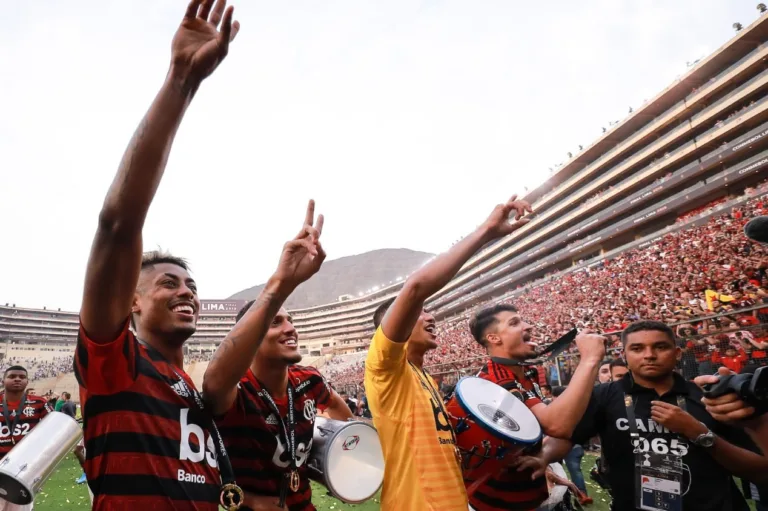 João Guilherme avalia se Flamengo de 2019 teve ‘o melhor futebol’ do Século XXI