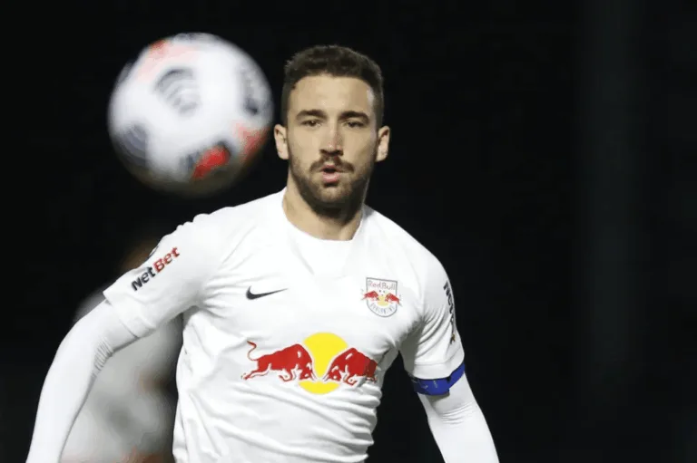 Marcos Braz confirma acerto do Flamengo com Léo Ortiz: “Tudo ajustado”