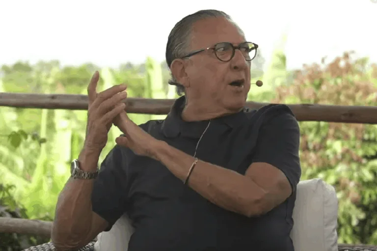 Galvão Bueno antecipa Globo e revela projeto: “Eu vou falar vai”