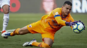 Goleiro se despede do SPFC: “sonho de infância realizado”