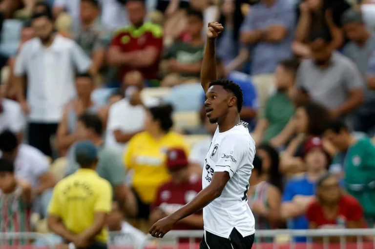 Botafogo: Jeffinho se torna a maior venda da história do Glorioso; veja o top 5