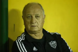 Atlético-MG toma decisão sobre situação de Felipão