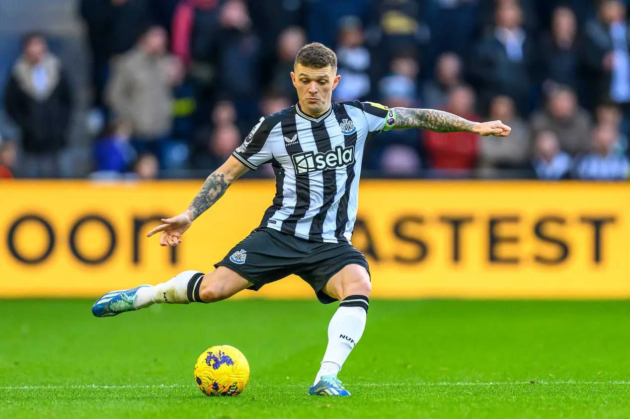 Trippier, lateral do Newcastle, dá entrevista bombástica na qual se critica muito e diz que precisa melhorar; veja detalhes